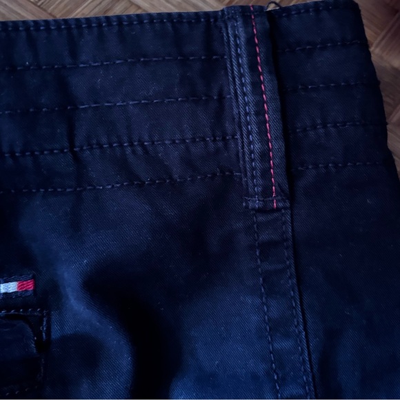 Tommy Hilfiger Men’s Dark Rich Navy Blue Cargo Shorts NWOT Size 46 - Picture 10 of 10